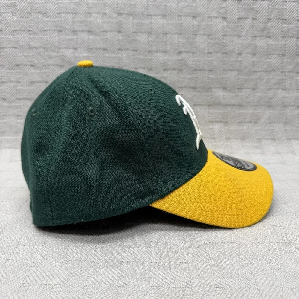 New Era Hat Cap Fitted Mens‎ Medium Green Yellow Oakland A's 39THIRTY MLB